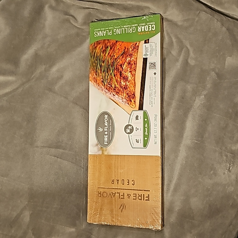 NWT Cedar Grilling Planks 2x 15" All Natural New Sealed